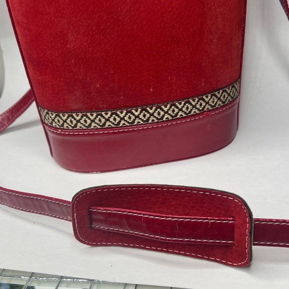 Givenchy Rare Vintage Red Large Tall Zip Around Bag - Picture 4 of 12